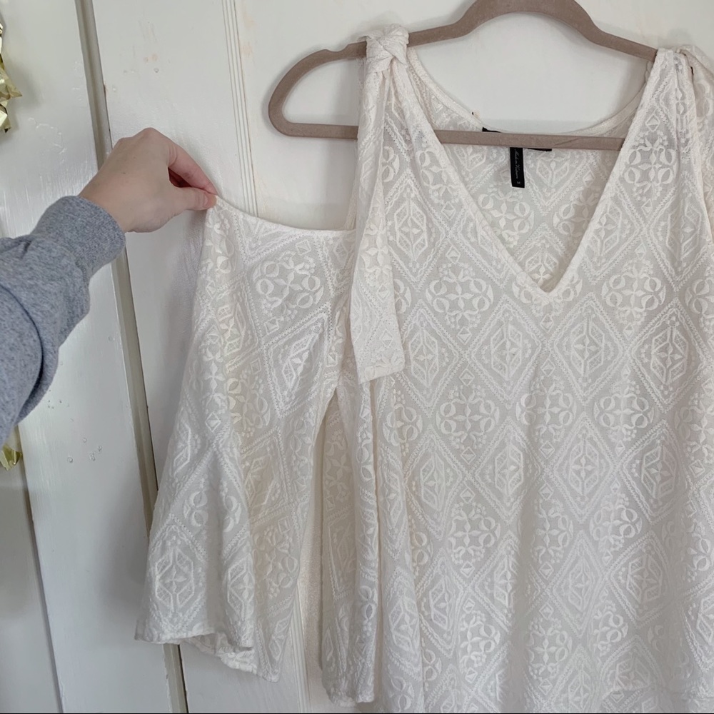 Cold Shoulder Top - Picture 4 of 4